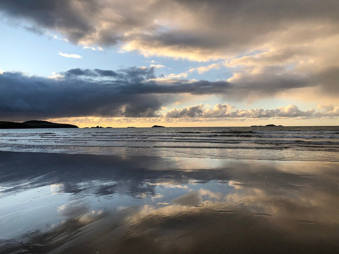 Book a series of Coastal Elements workshops: Clouds, Reflections, Waves and Sunsets