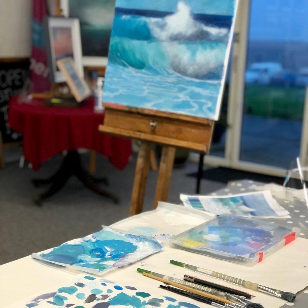 Live Online Masterclass 6th October! Paint a breaking wave